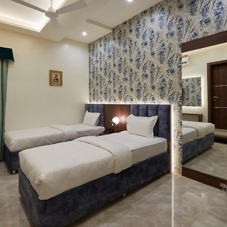 Hotel Rose Gold Ahmednagar Exterior foto