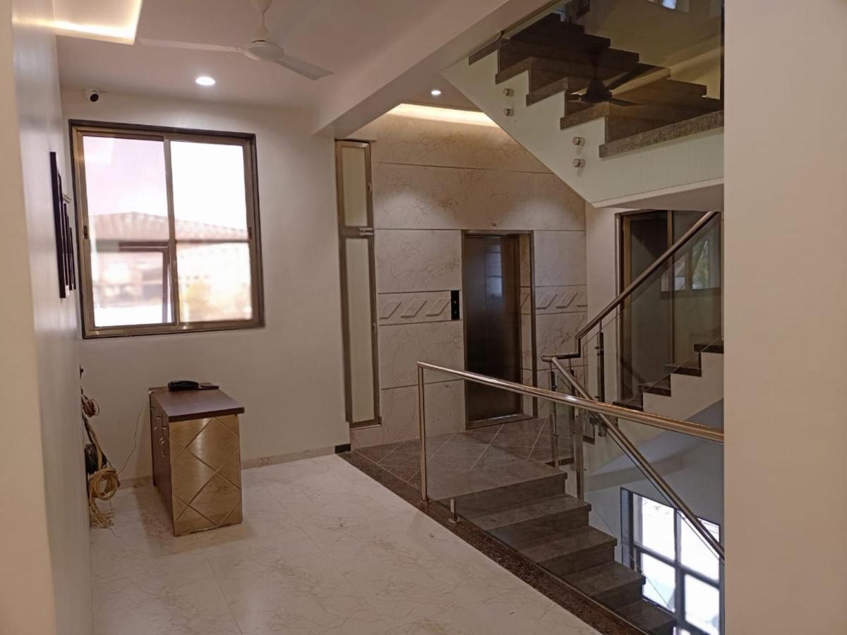 Hotel Rose Gold Ahmednagar Exterior foto