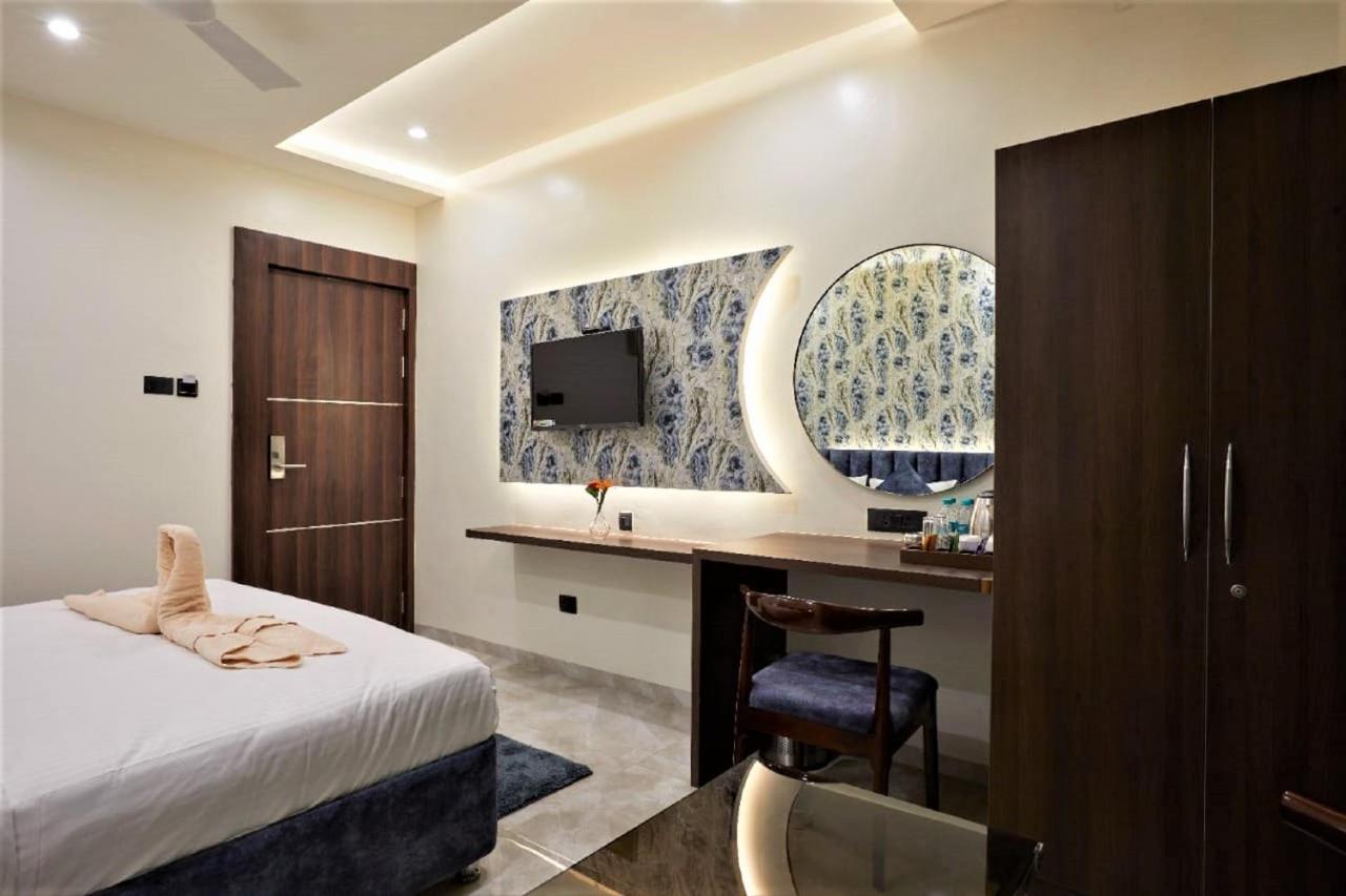 Hotel Rose Gold Ahmednagar Exterior foto