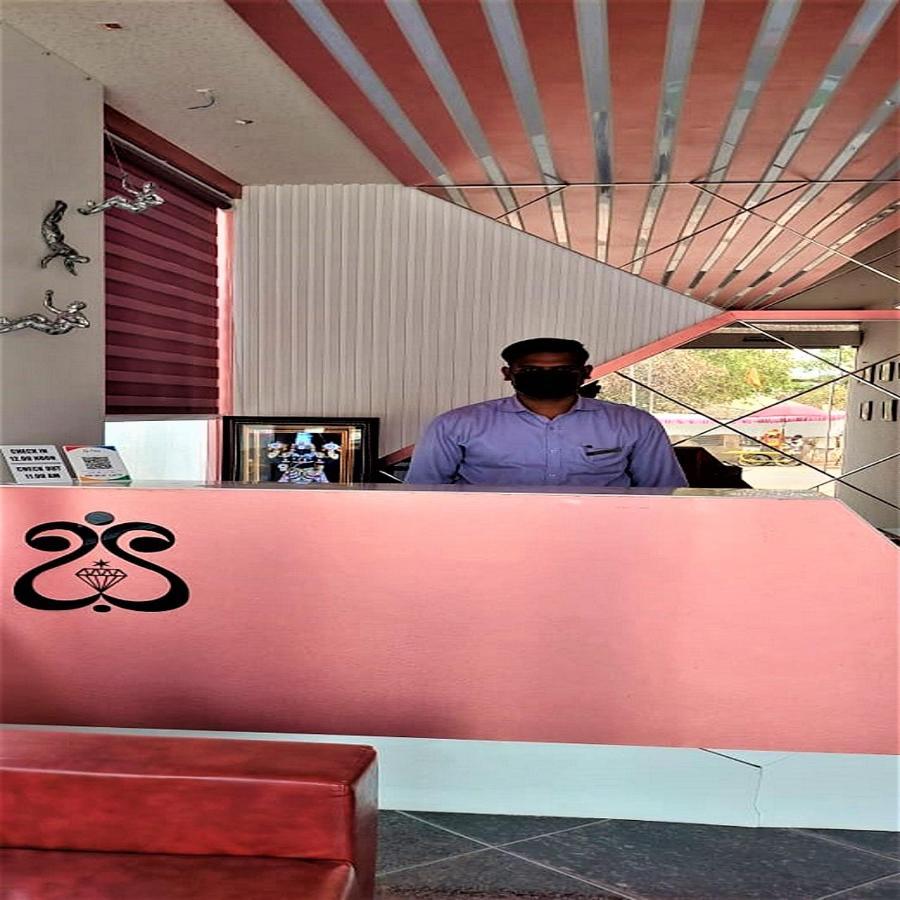 Hotel Rose Gold Ahmednagar Exterior foto