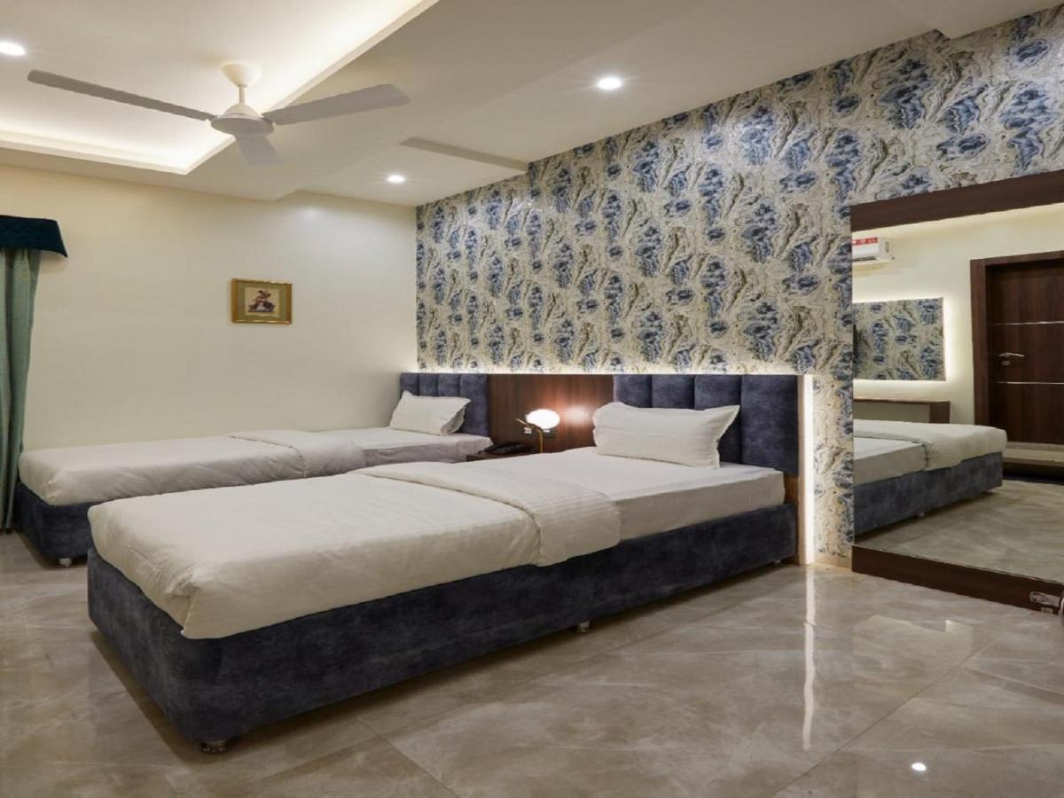Hotel Rose Gold Ahmednagar Exterior foto